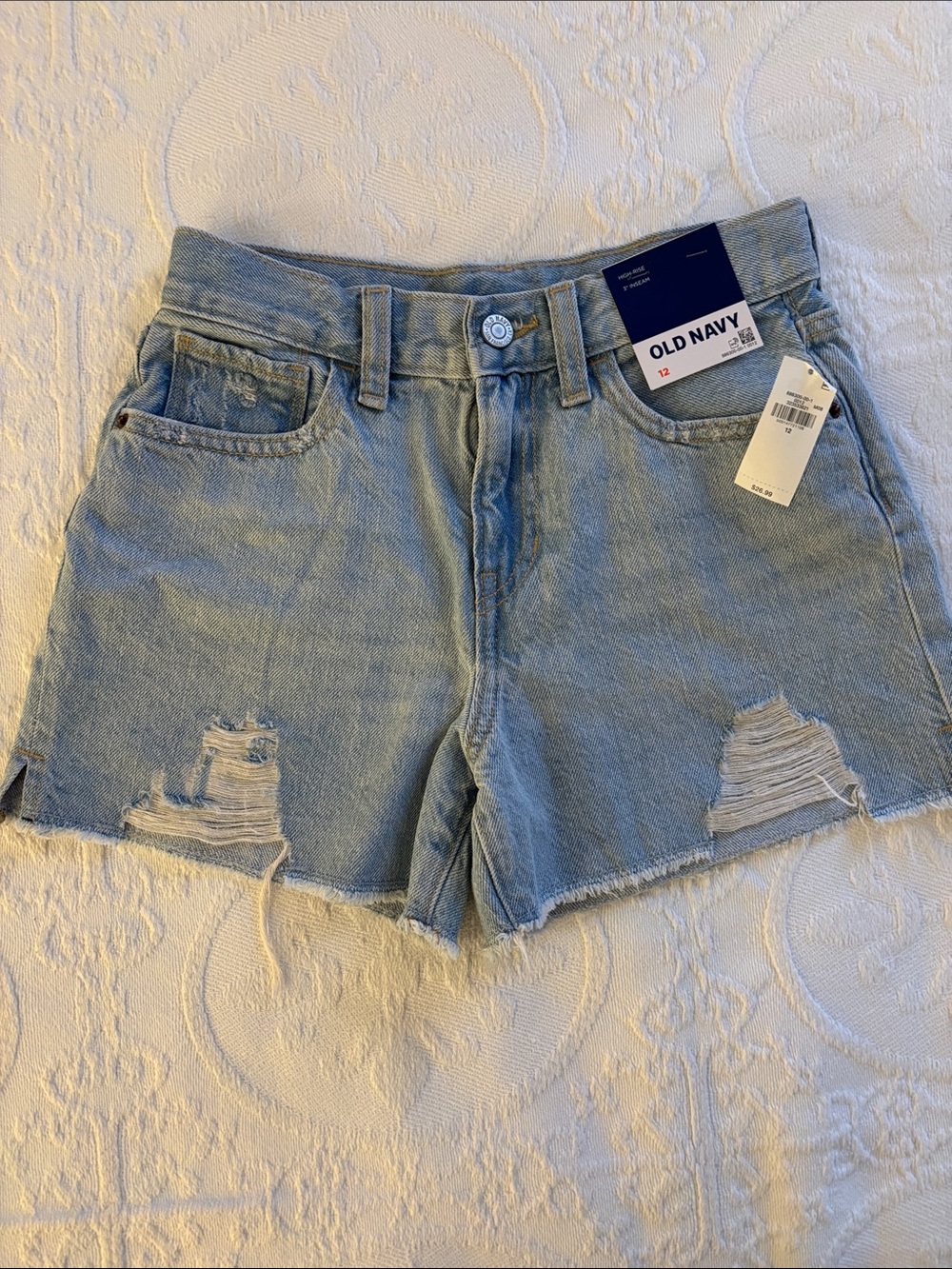 Girls Old Navy Light Wash Distressed Denim Shorts